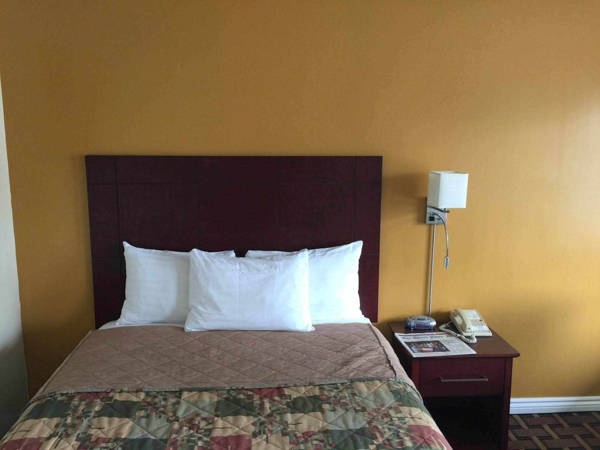 Park Place Motel & Suites Tweed Eksteriør bilde