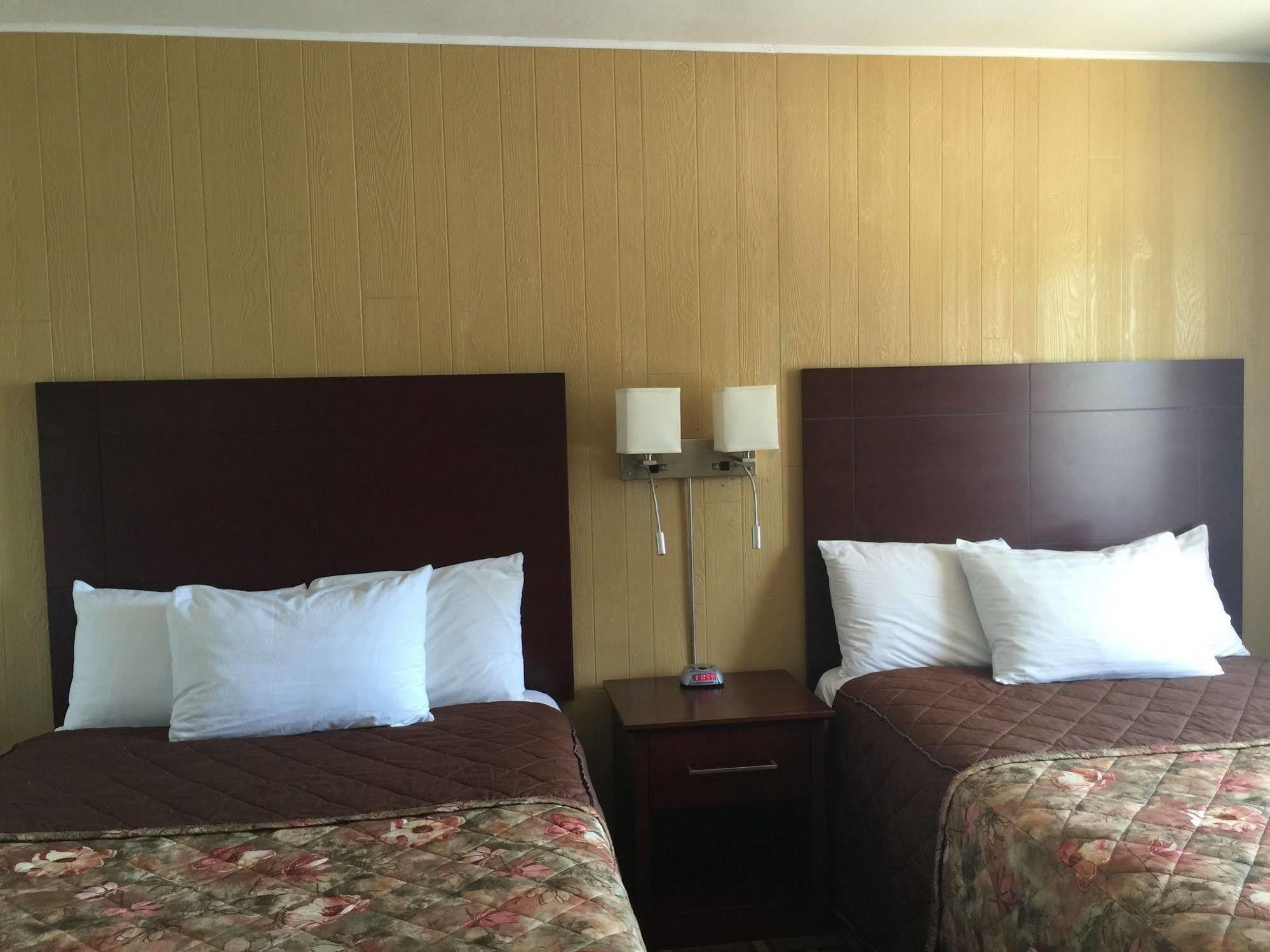Park Place Motel & Suites Tweed Eksteriør bilde
